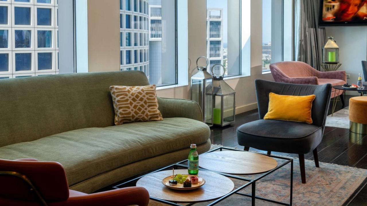 Crowne Plaza Center By Ihg Hotel
